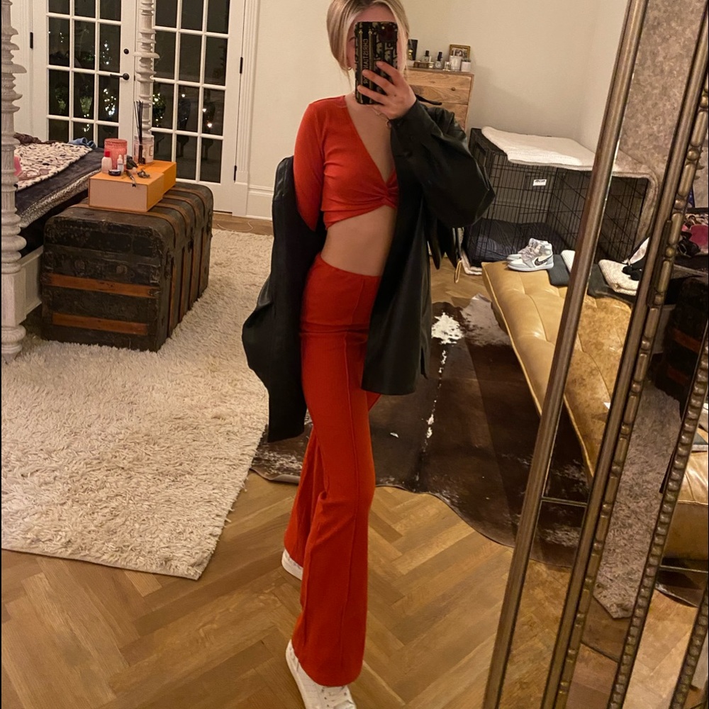 Orange twist top and bottoms set🧡 - Picture 2 of 2